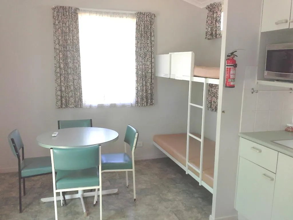 Holiday park Flying Fish Point Tourist Park Hotel Innisfail