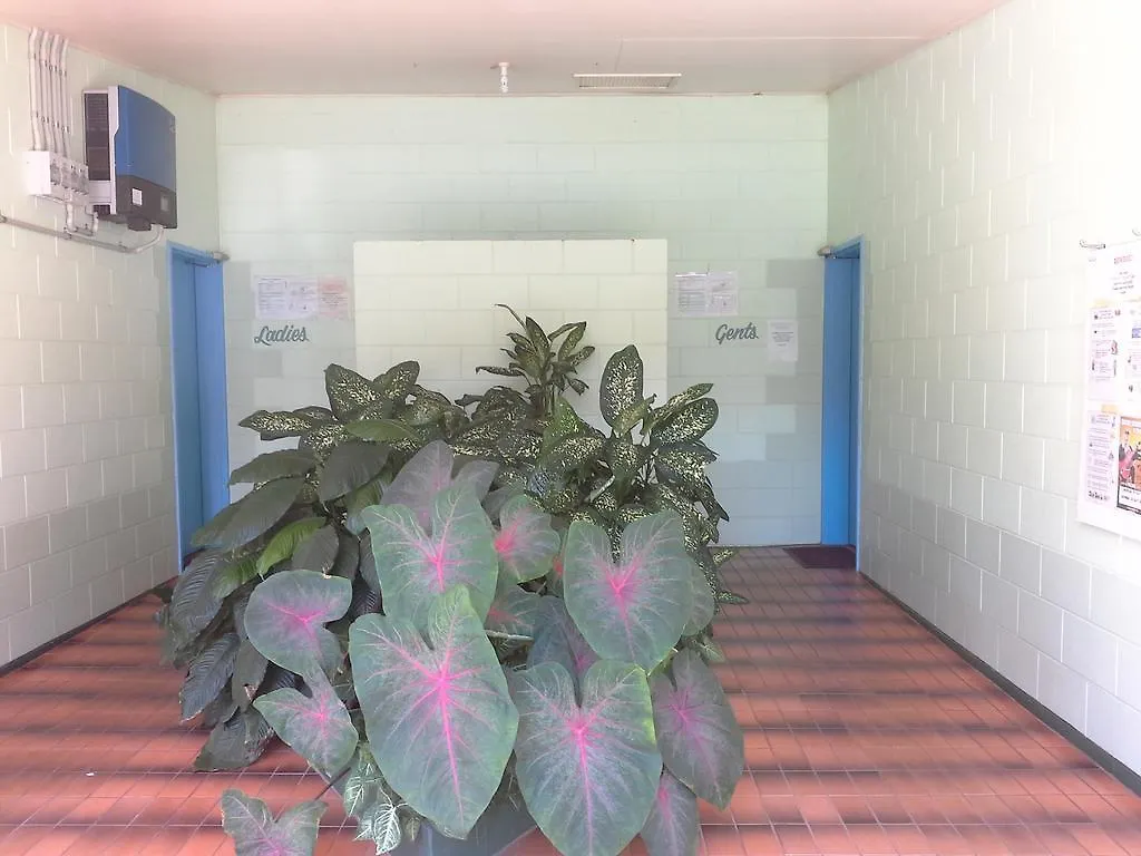 Flying Fish Point Tourist Park Hotel Innisfail