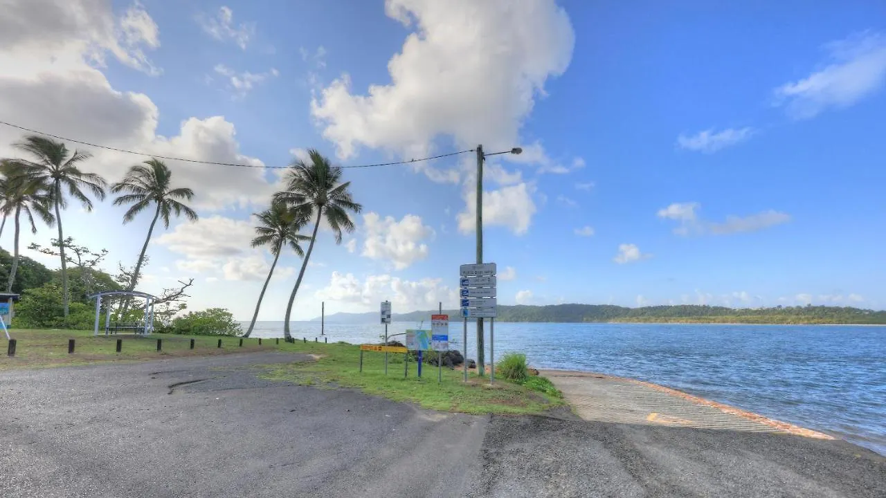 Hotel Flying Fish Point Tourist Park Innisfail 2*,  Australia